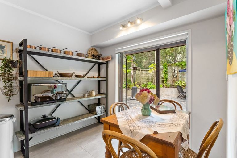 Photo of property in 46 Hinemoa Street, Birkenhead, Auckland, 0626