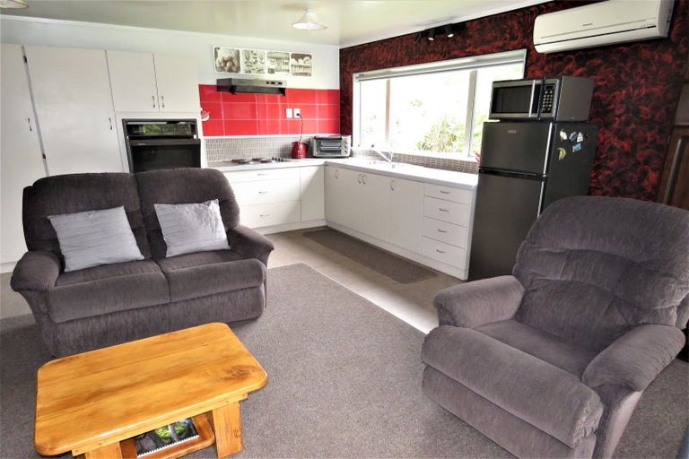 Photo of property in 26 Banbury Street, Waimangaroa, Westport, 7891