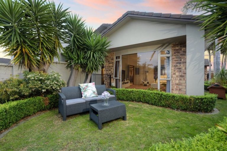 Photo of property in 44 Oriental Parade, Papamoa Beach, Papamoa, 3118