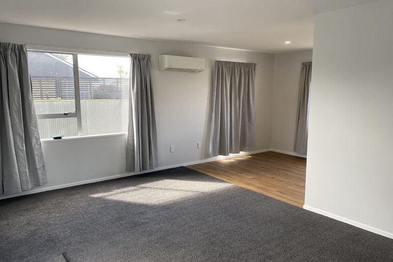 Photo of property in 35a Kuaka Crescent, Bromley, Christchurch, 8062