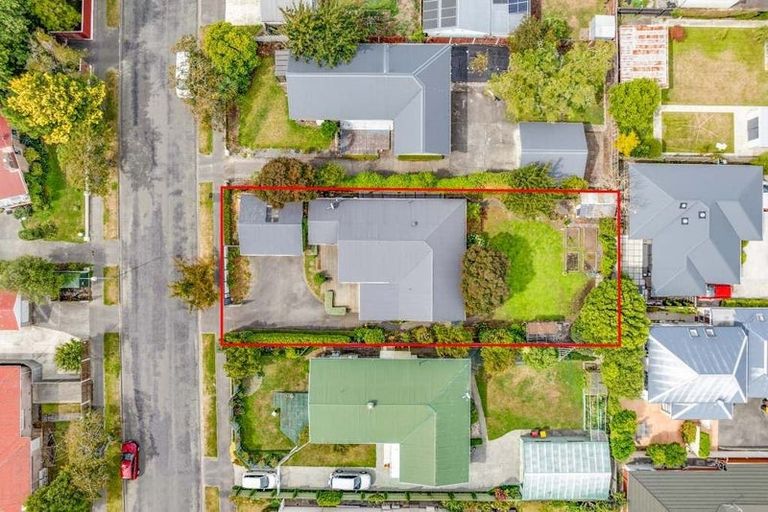 Photo of property in 5 Carruthers Street, Ilam, Christchurch, 8041