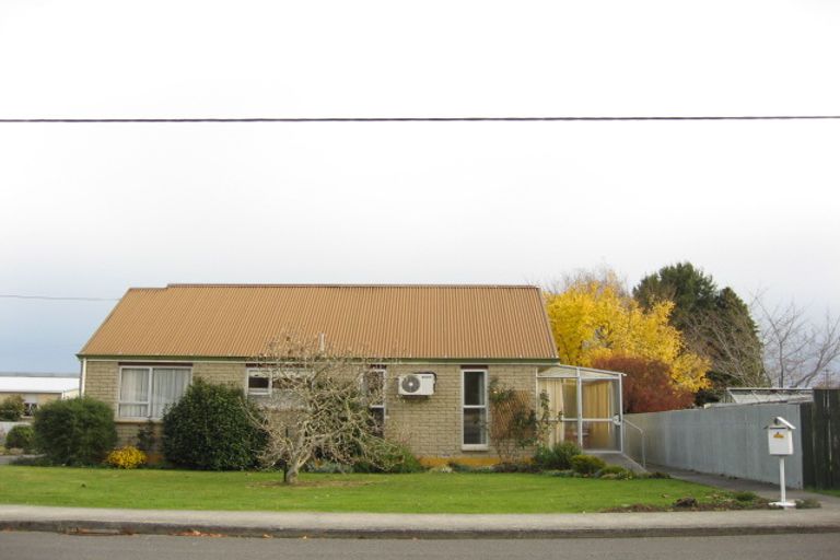 Photo of property in 1/2 Norfolk Street, Tapanui, 9522