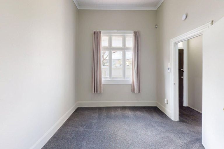 Photo of property in 74 Cook Street, Palmerston North, 4410