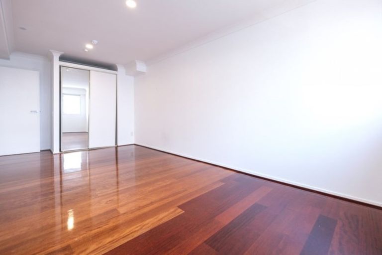 Photo of property in 3a/10 Augustus Terrace, Parnell, Auckland, 1052