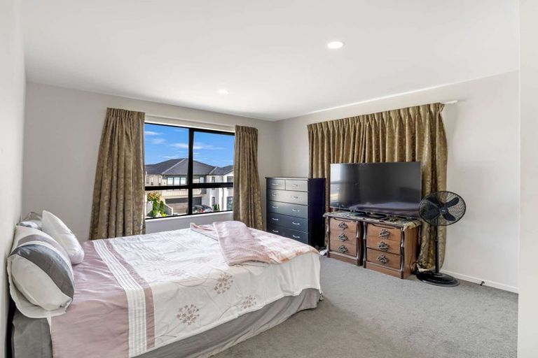Photo of property in 9 Cooladawson Drive, Flat Bush, Auckland, 2019