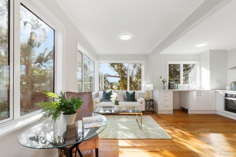 Photo of property in 34a Nile Road, Kelston, Auckland, 0602