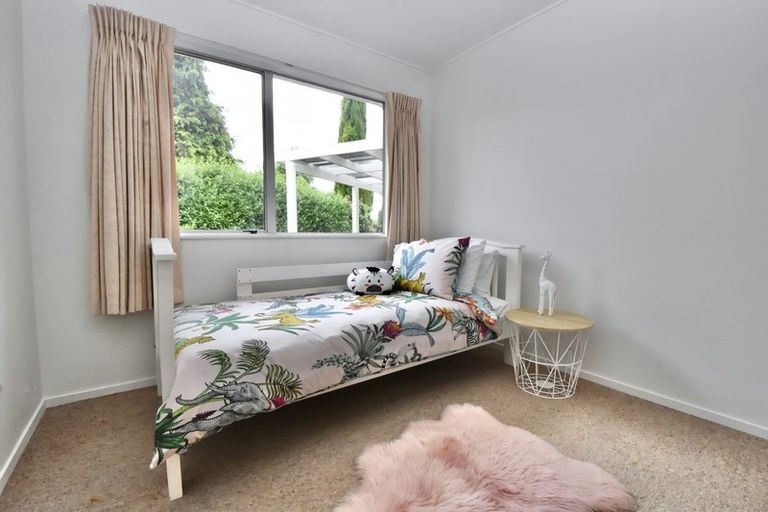 Photo of property in 41 Fisher Place, Carterton, 5713