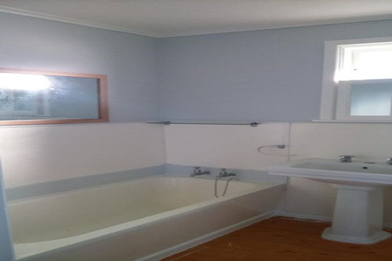 Photo of property in 15 Gray Avenue, Paraparaumu Beach, Paraparaumu, 5032