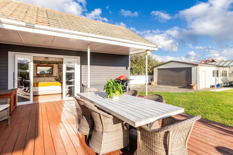 Photo of property in 52 Auckland Road, Greenmeadows, Napier, 4112