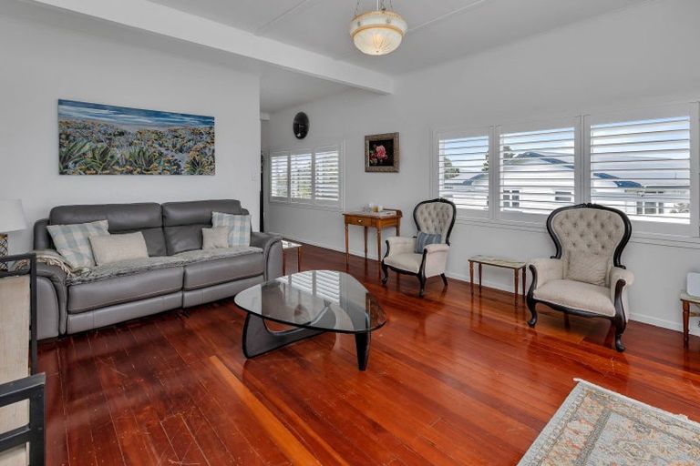 Photo of property in 72 Marsden Point Road, Ruakaka, 0116