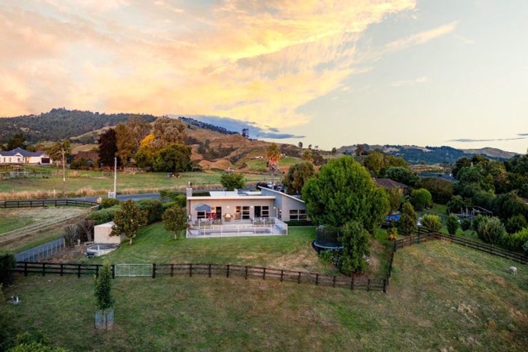 Photo of property in 9 Fencourt Road, Cambridge, 3496