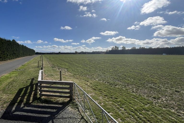 Photo of property in 1657 West Coast Road, Kirwee, 7671