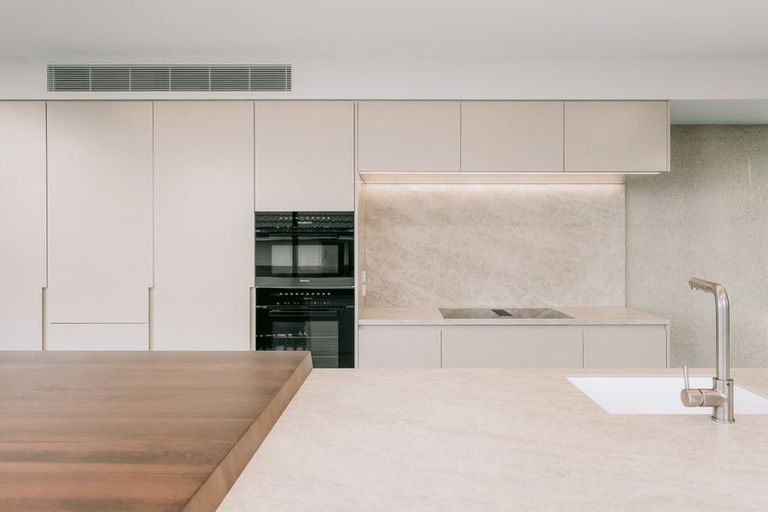 Photo of property in 124 Marine Parade, Mount Maunganui, 3116