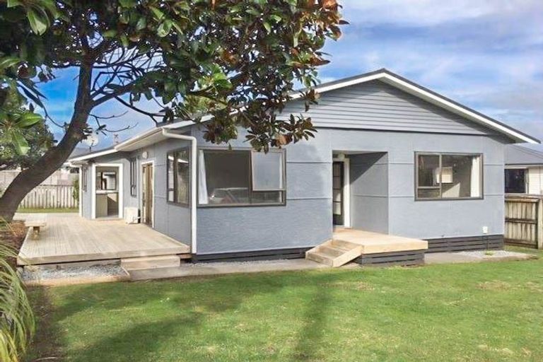 Photo of property in 6a Solway Terrace, Bell Block, New Plymouth, 4312