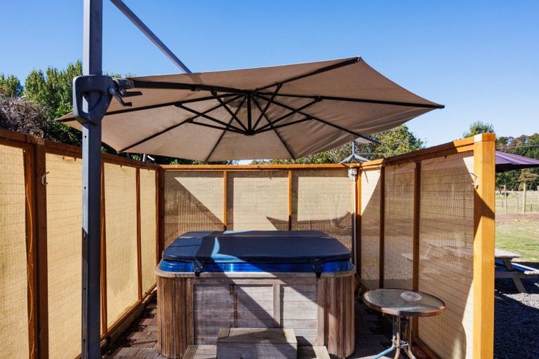 Photo of property in 179 Leedstown Road, Hunterville, Marton, 4787