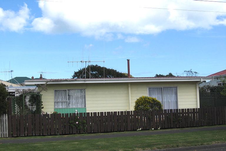 Photo of property in 4/4 Titoki Street, Castlecliff, Whanganui, 4501