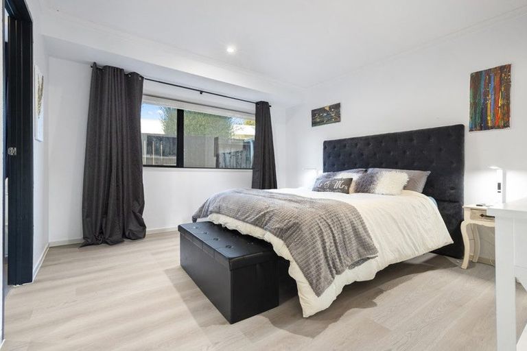 Photo of property in 12 Rays Way, Tuakau, 2121