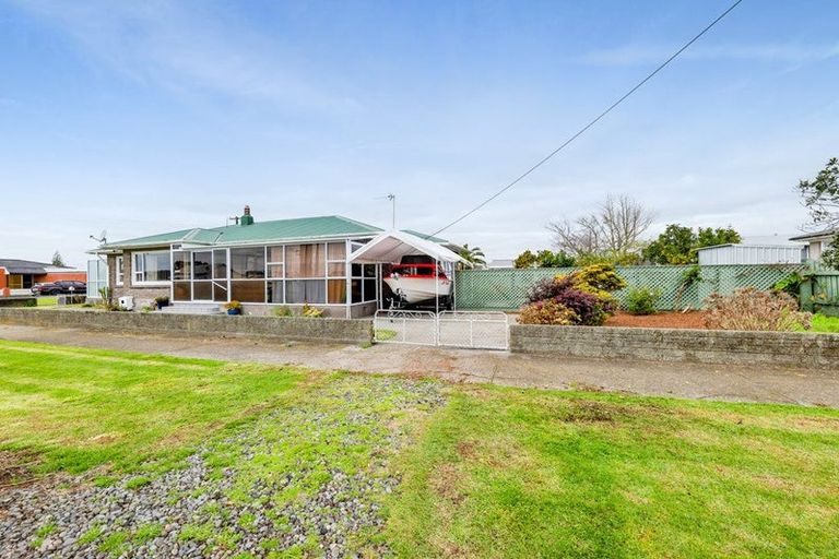 Photo of property in 73 Browne Street, Waitara, 4320
