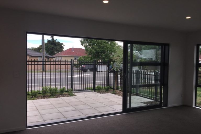 Photo of property in 6/69 Suva Street, Upper Riccarton, Christchurch, 8041