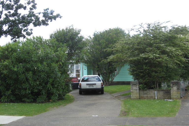 Photo of property in 28 Yearsley Place, Manurewa, Auckland, 2102