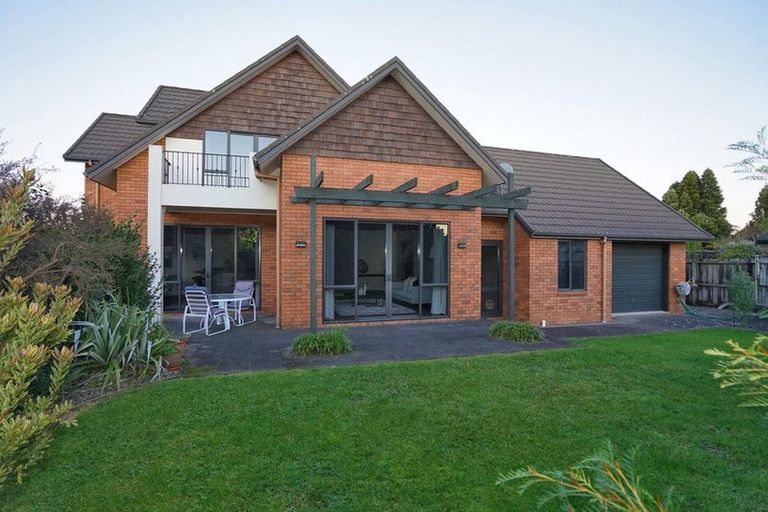 Photo of property in 62 Saint James Drive, Huntington, Hamilton, 3210