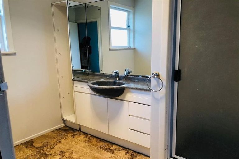 Photo of property in 22 Roseanne Road, Manurewa, Auckland, 2102