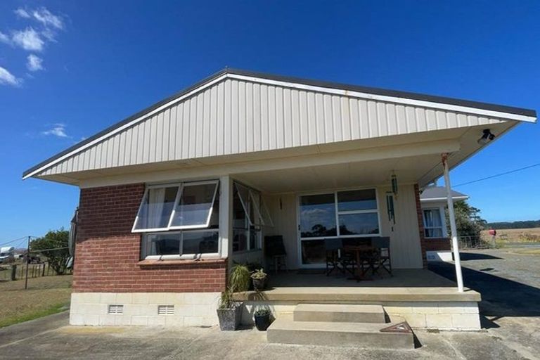 Photo of property in 1607 Pouto Road, Te Kopuru, 0391