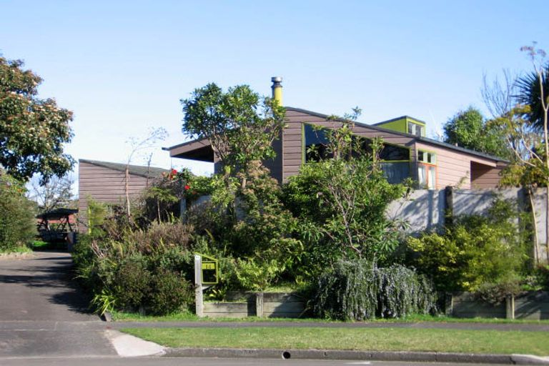 Photo of property in 14 Te Punga Place, Awapuni, Palmerston North, 4412