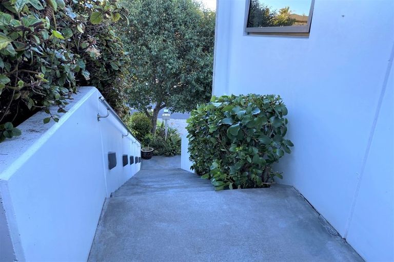 Photo of property in 82 Karamea Street, Whalers Gate, New Plymouth, 4310
