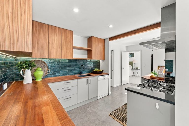 Photo of property in 92 Richardson Terrace, Woolston, Christchurch, 8023