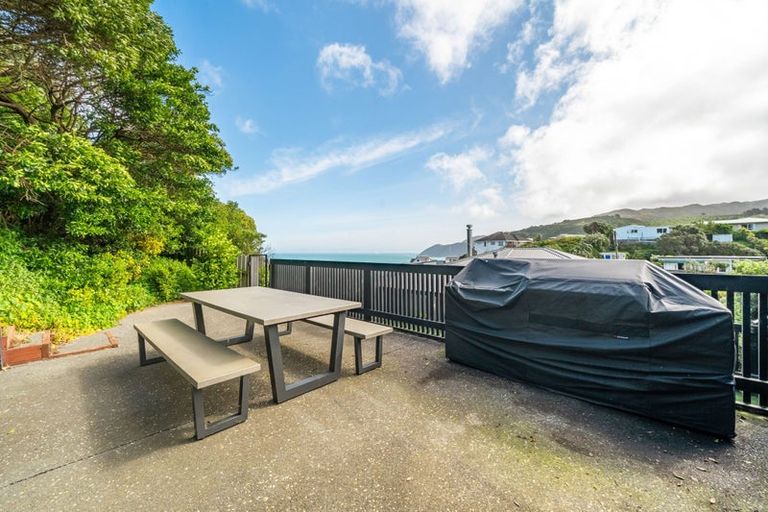 Photo of property in 147 Severn Street, Island Bay, Wellington, 6023