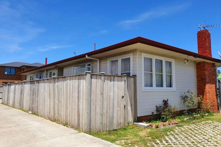 Photo of property in 9 Adams Road, Manurewa, Auckland, 2102