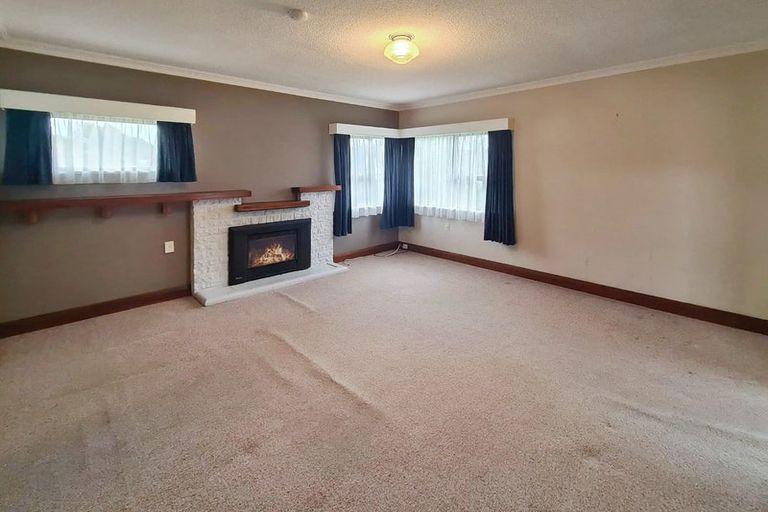 Photo of property in 12 Grey Street, Waitara, 4320