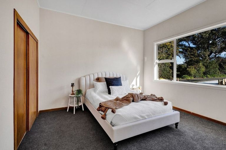 Photo of property in 39 Maire Street, Inglewood, 4330