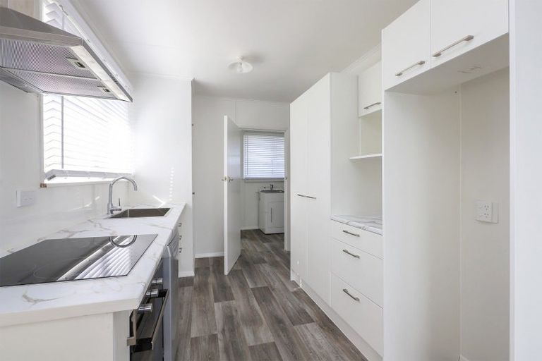 Photo of property in 14 Cottrell Crescent, Onekawa, Napier, 4110