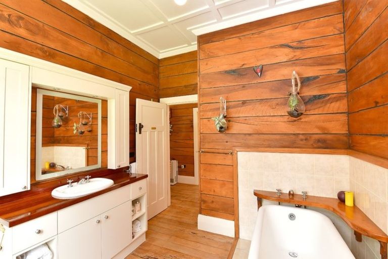 Photo of property in Burke Road, Makarau, Kaukapakapa, 0984