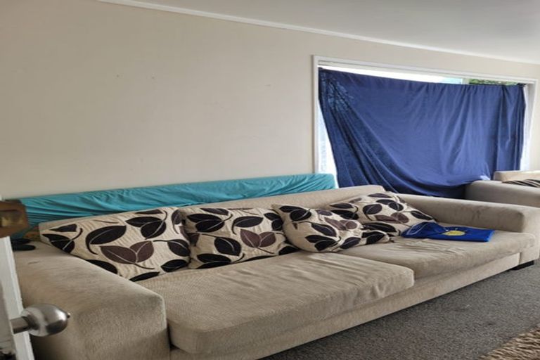 Photo of property in 6 Karina Place, Glen Eden, Auckland, 0602