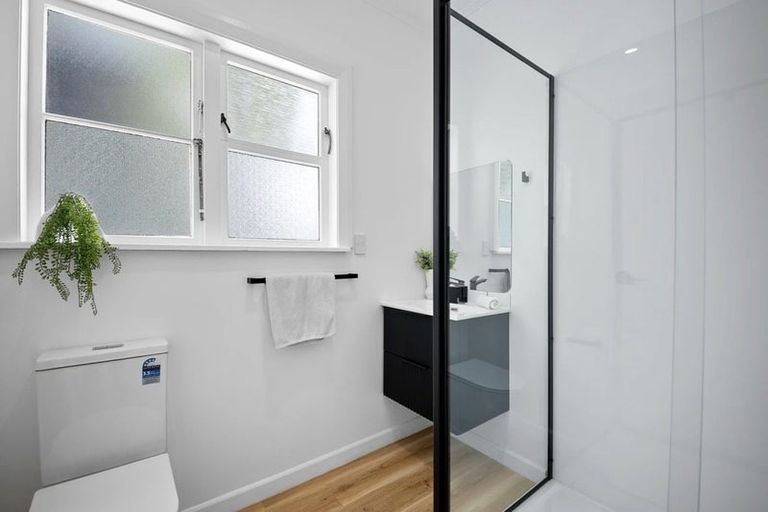 Photo of property in 86 Mandeville Street, Riccarton, Christchurch, 8011