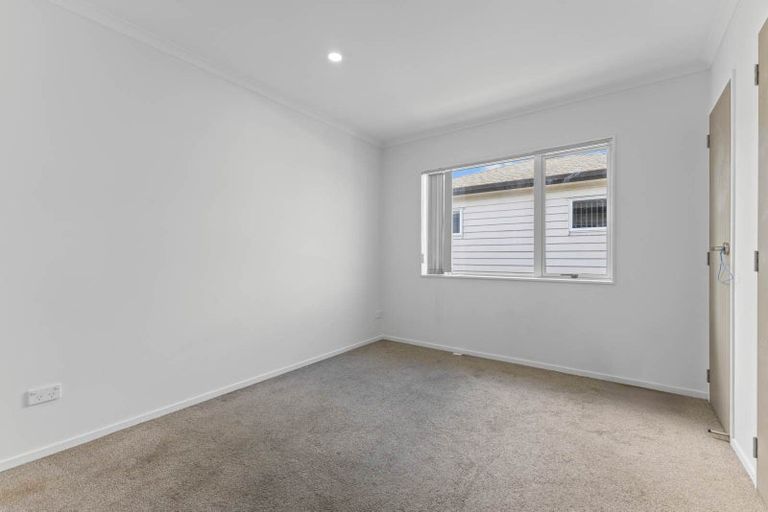 Photo of property in 24 Dolbel Place, Mangere East, Auckland, 2024
