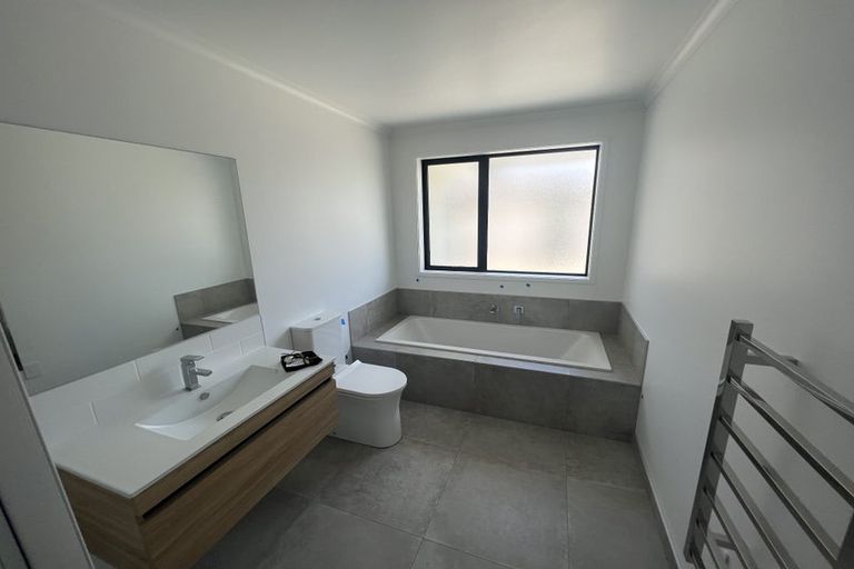 Photo of property in 14 Paul Way, Pokeno, 2402