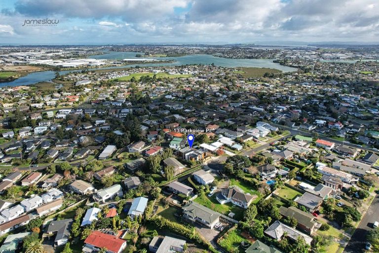 Photo of property in 13b Parkview Place, Pakuranga, Auckland, 2010
