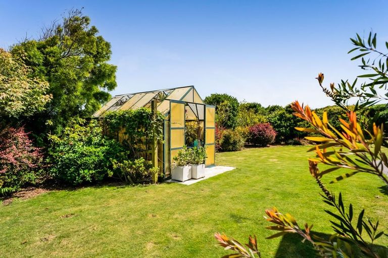 Photo of property in 475 Manawapou Road, Hawera, 4672