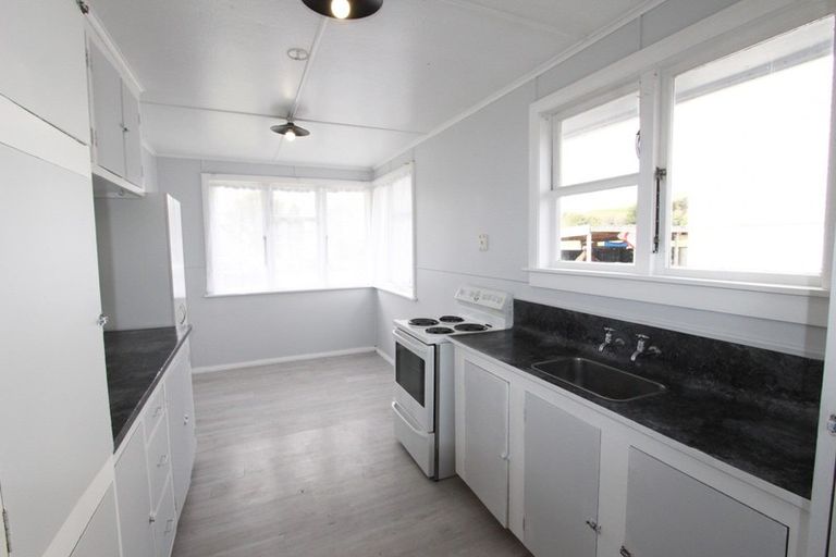 Photo of property in 34 Edward Street, Pahiatua, 4910