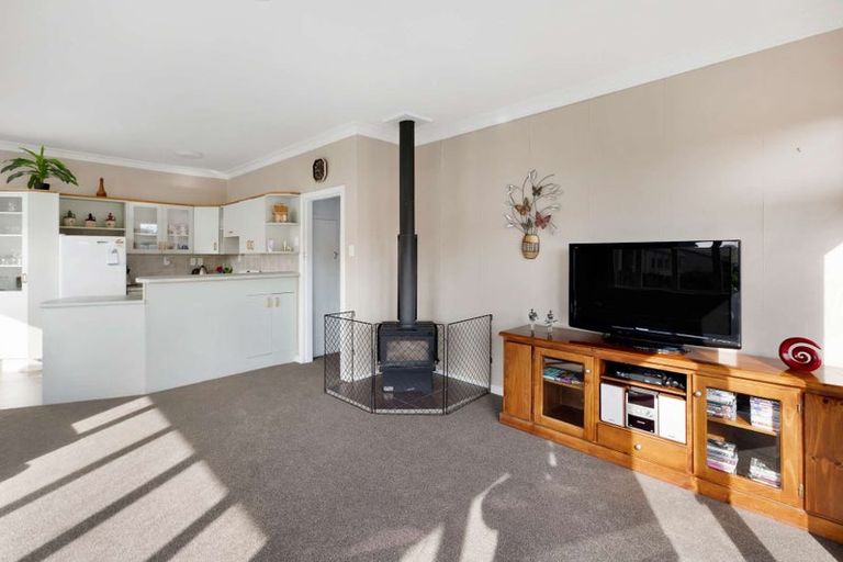 Photo of property in 56 Blaydon Street, Waikaia, 9778