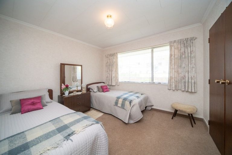 Photo of property in 3 Phoenix Avenue, Hokowhitu, Palmerston North, 4410