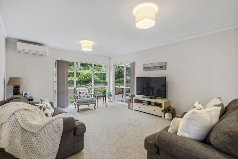 Photo of property in 34 Sailfish Drive, West Harbour, Auckland, 0618