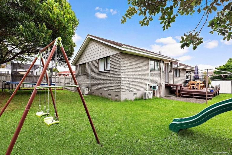 Photo of property in 1 Galloway Crescent, Farm Cove, Auckland, 2012