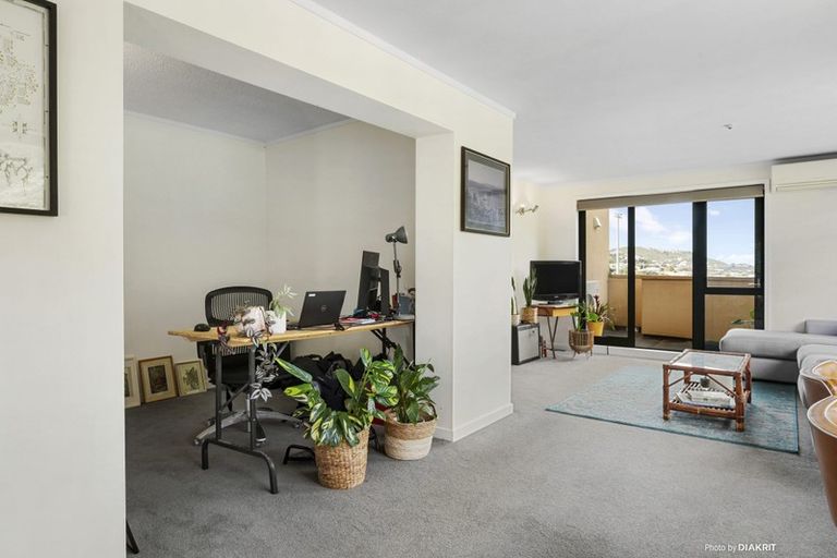 Photo of property in 568c Adelaide Road, Berhampore, Wellington, 6023