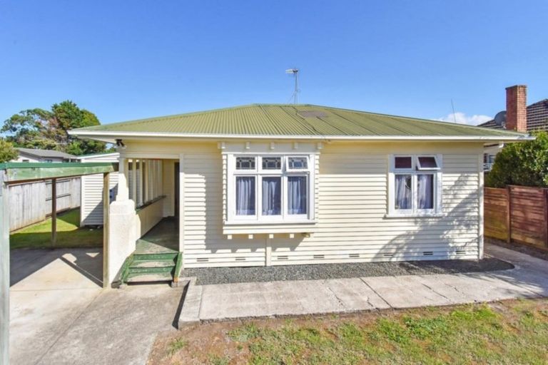 Photo of property in 10a Berkeley Road, Manurewa, Auckland, 2102