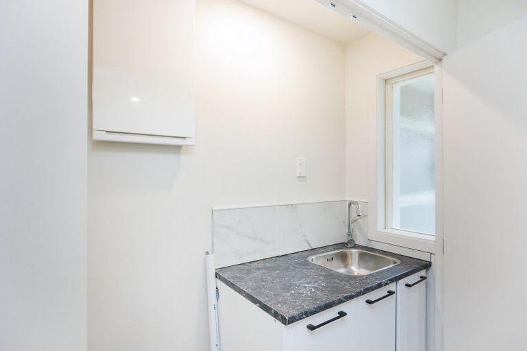 Photo of property in 4 Waihi Place, Westbrook, Palmerston North, 4412